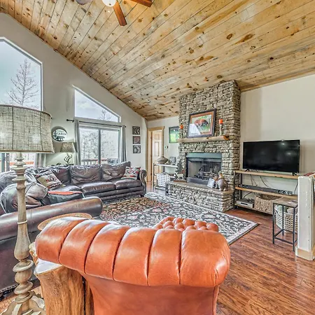 Ruidoso Cabin With Hot Tub, 2 Mi To Grindstone Lake!